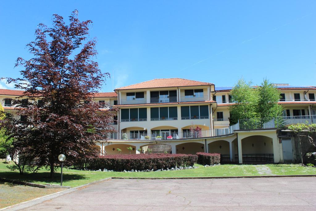 Centro Di Spiritualita Maria Candida 아르메노 외부 사진